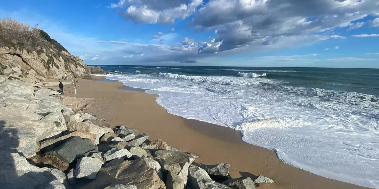 Vivir en Caldes d’Estrac: mar, tranquilidad y encanto cerca de Barcelona en 2026